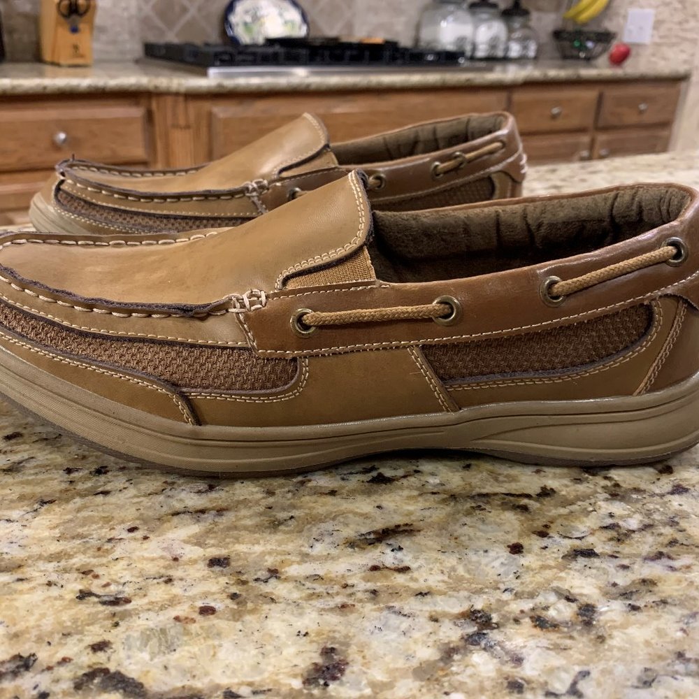 Magellan Outdoors Men's Slip On Boat Shoes Size 10